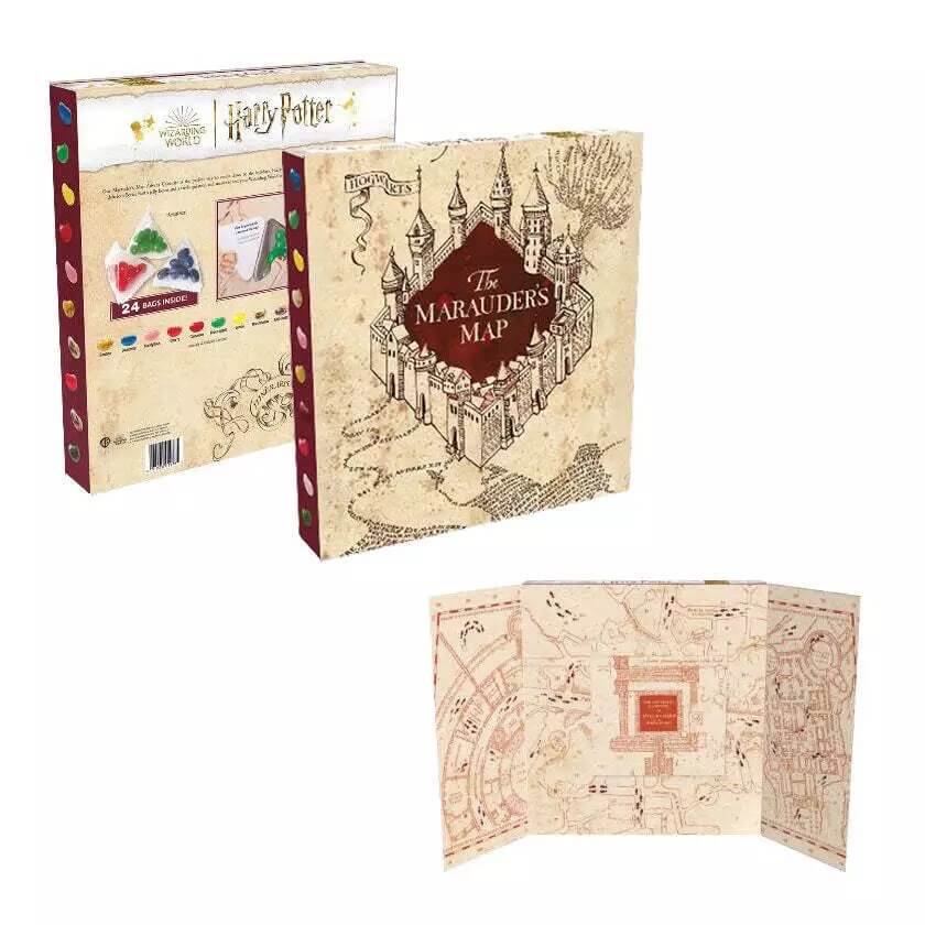 Balení adventního kalendáře Harry Potter Pobertův plánek | Svetkouzel.com